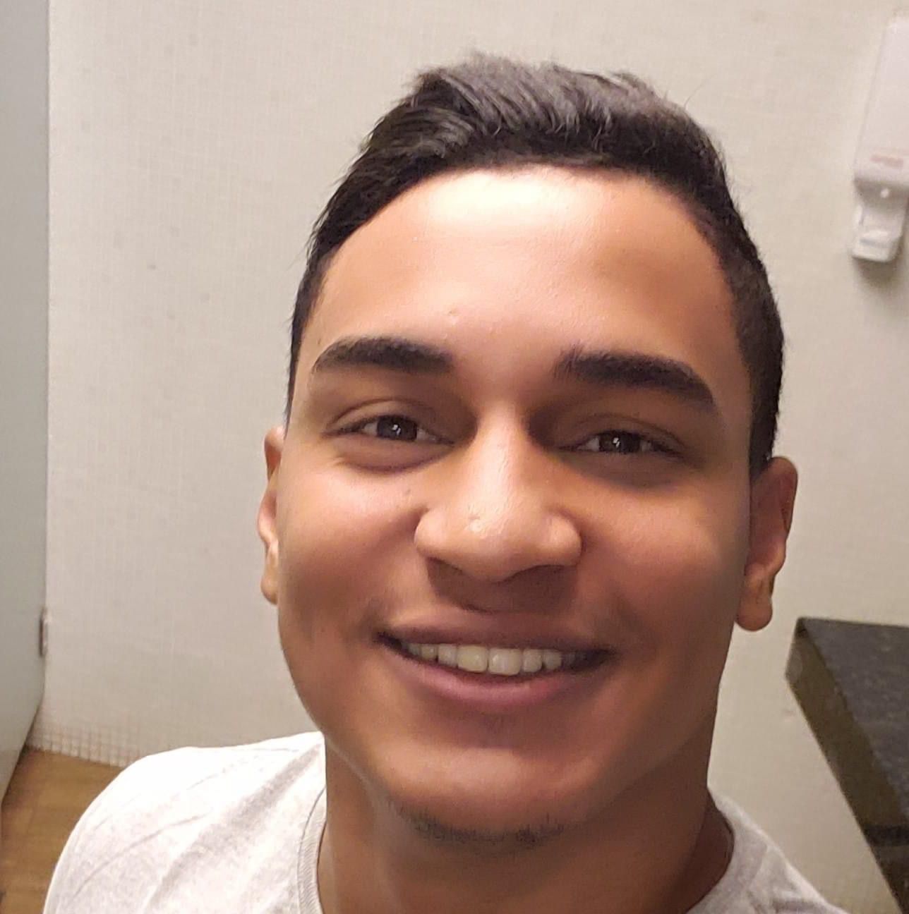 Carlos Galione